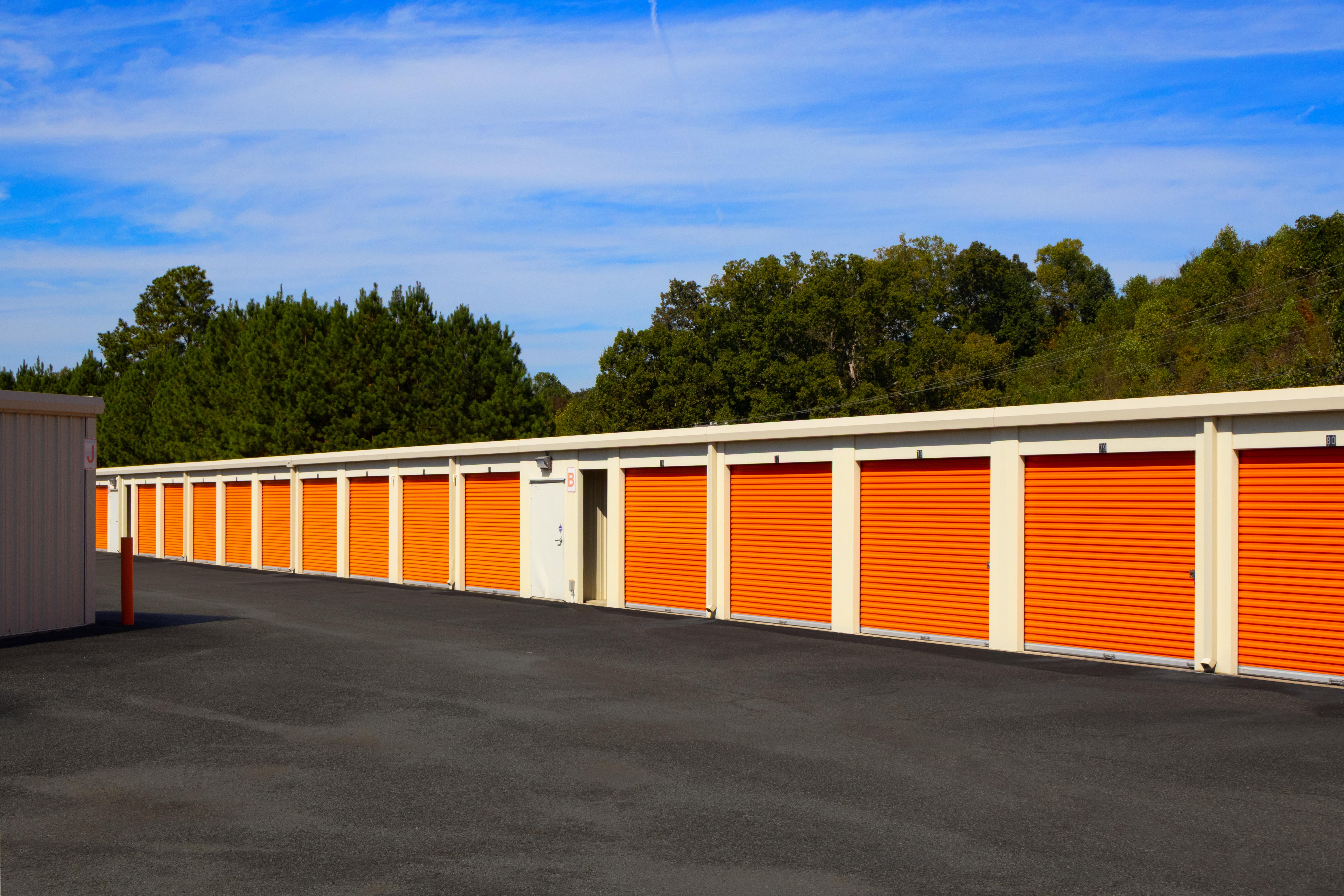 secured units in Calhoun, GA